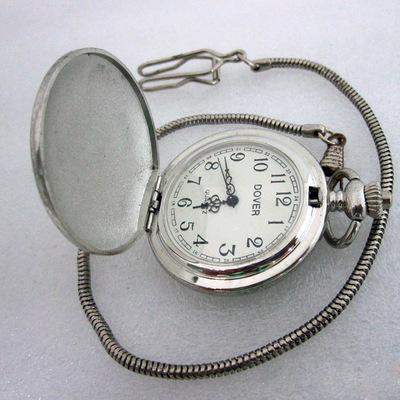 定制怀表 金属与音乐的经典融合